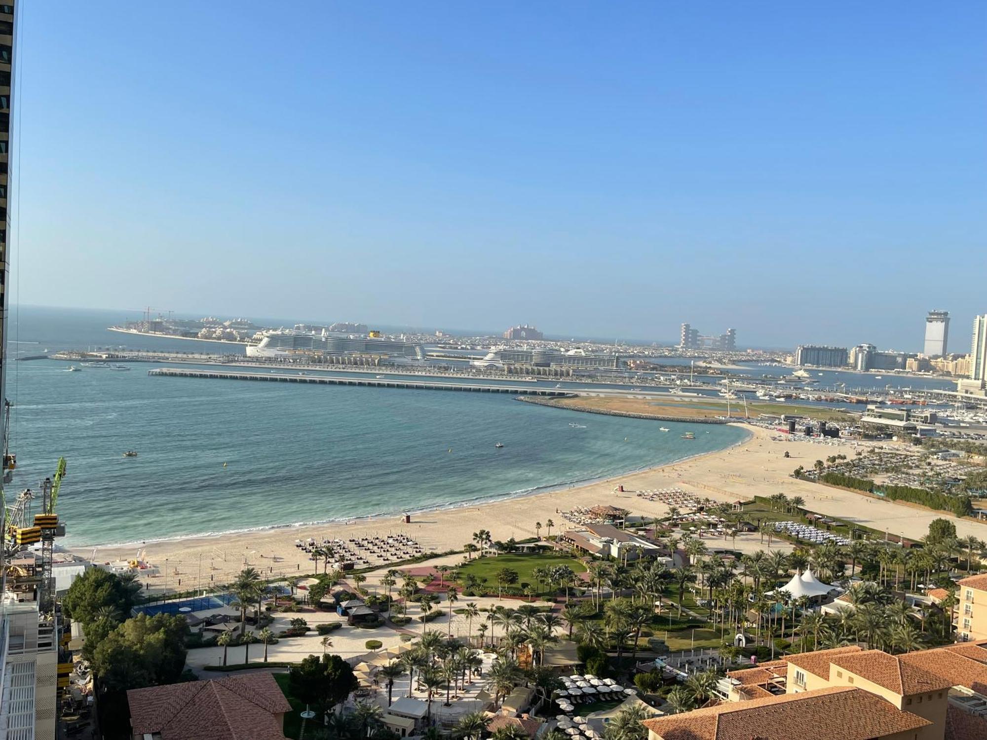 Seaview Beach Hostel Jbr - Walk To Beach - Gym - Pool - Metro Station 두바이 외부 사진