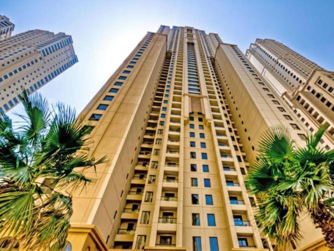 Seaview Beach Hostel Jbr - Walk To Beach - Gym - Pool - Metro Station 두바이 외부 사진